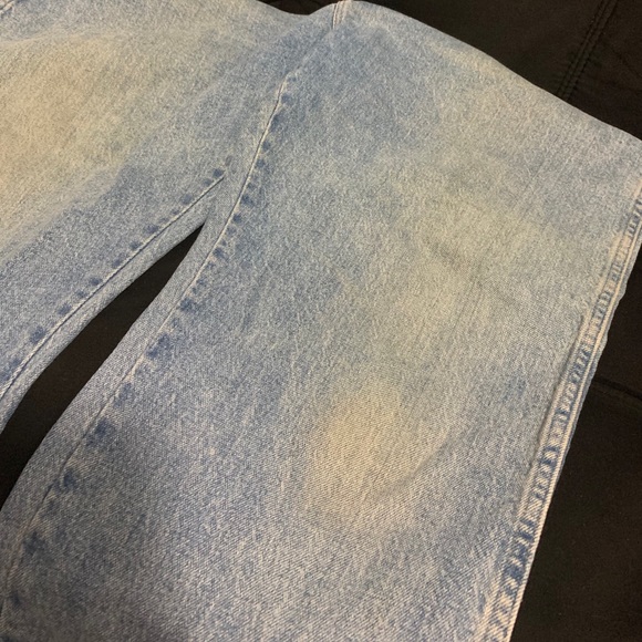 42x32 Reg Fit Wrangler Jeans - Picture 6 of 9